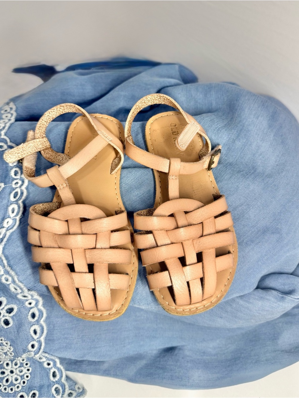 Old Navy Toddler Girl Blush Pink Sandals 8